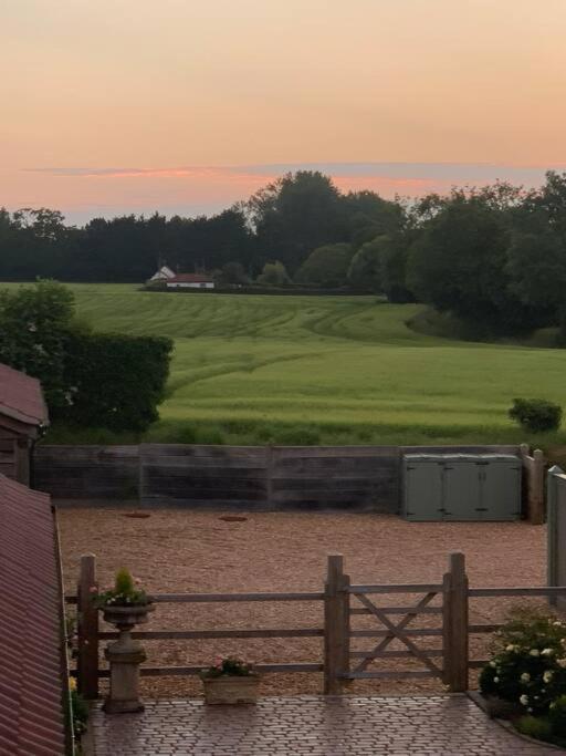 Wood NortonIdyllic Rural Retreat - Stunning 2 Bed Annex.别墅 外观 照片